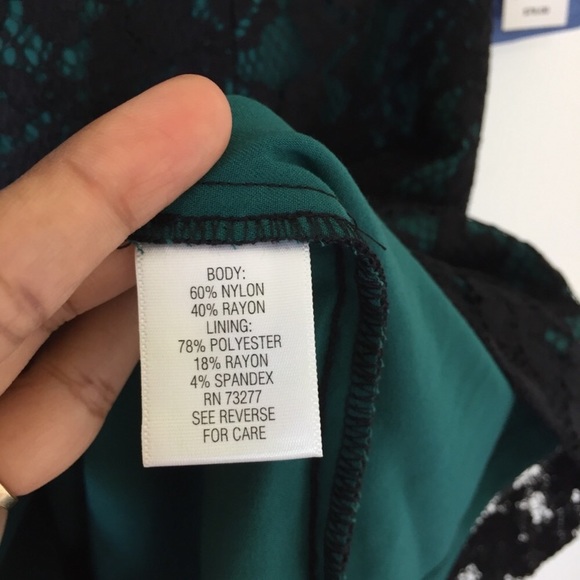 Simplevera Vera Wang Lace Overlay Sheath Dress - Picture 6 of 6